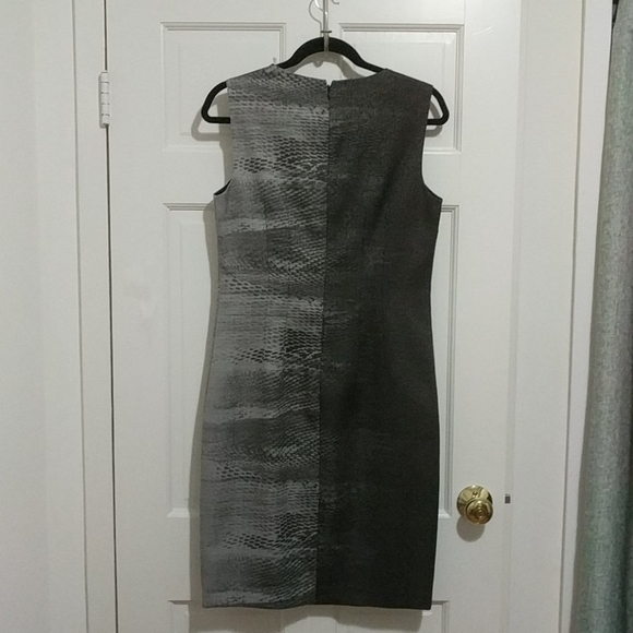T Tahari Gray Black Ombre Reptile Print Sheath Dress - Picture 5 of 9